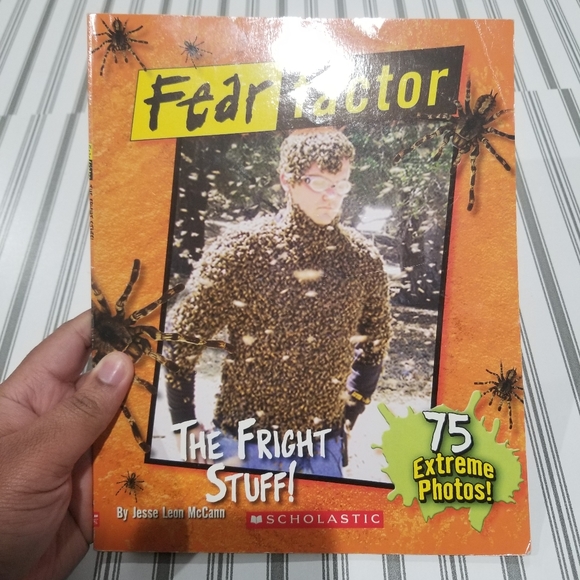 Book Bundle: Two Hardcover Ripley's Believe it or Not & A Paperback Fear Factor - Picture 11 of 12